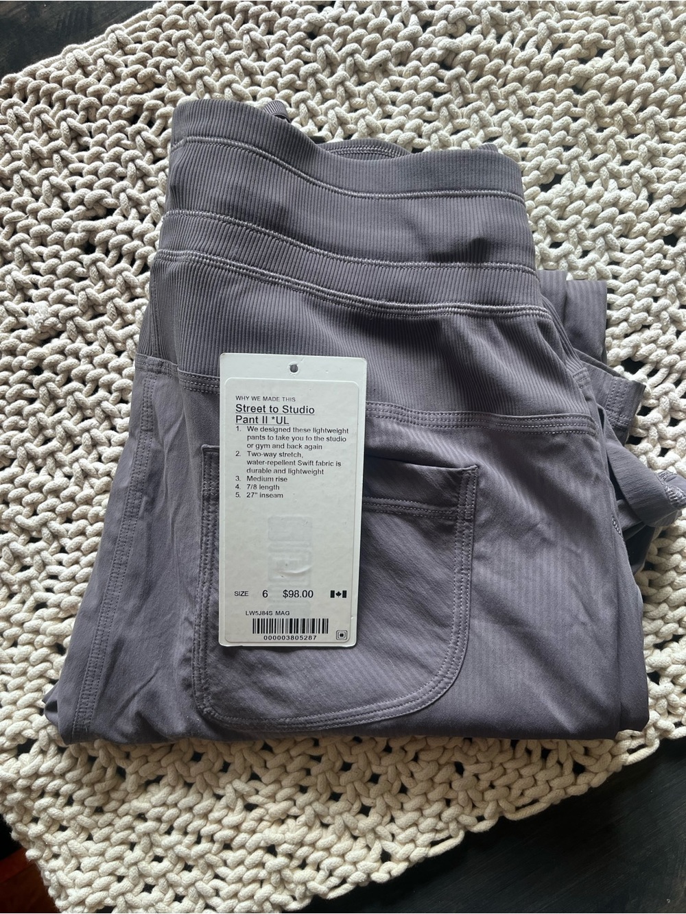 lululemon Steet to Studio Pant II  in Magnum Like new size 6